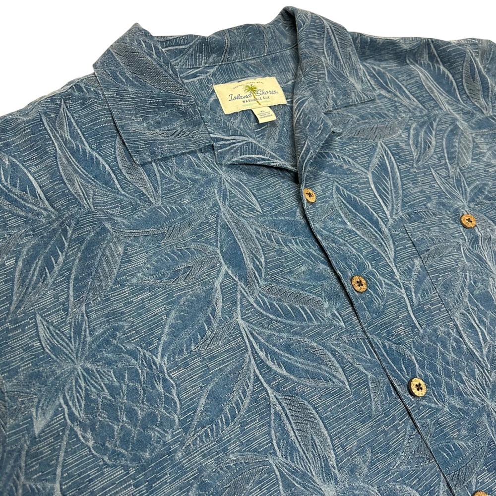 Island Shores Mens 100% Silk Hawaiian Camp Shirt Size XL Tropical Coastal Blue